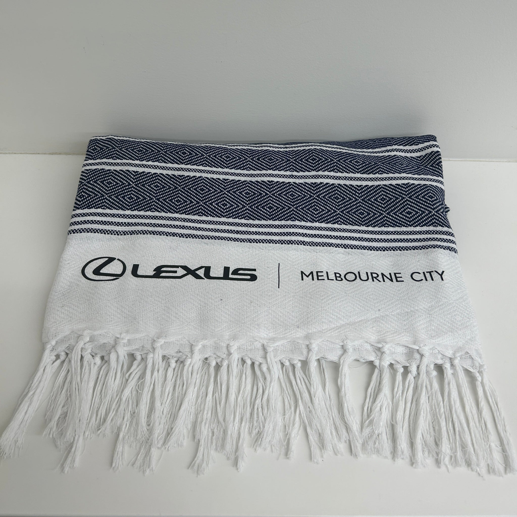 Eco Friendly Lexus Throw / Lexus Picnic Blanket - NAVY – Melbourne
